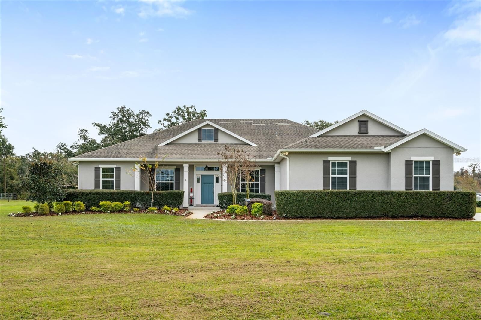 Property Photo:  6618 Emma Jane Lane  FL 33565 