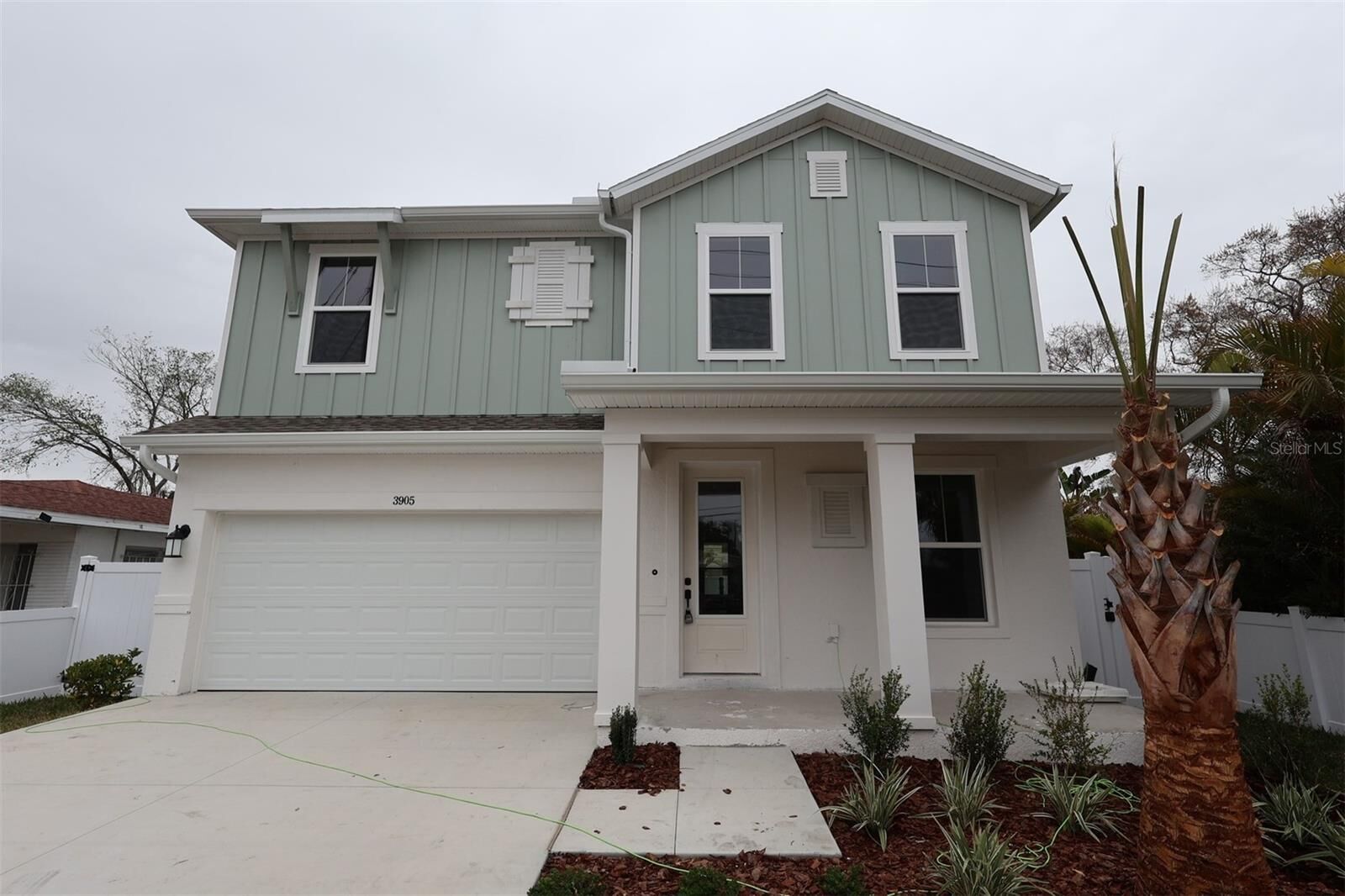 Property Photo:  3905 W Carmen Street  FL 33609 