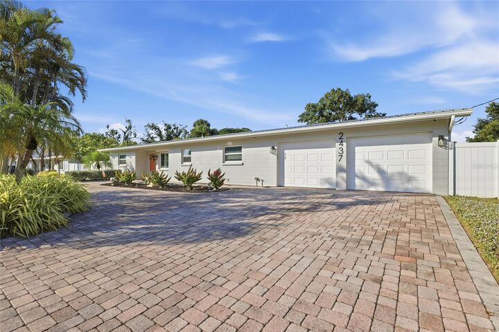 Property Photo: 2437 Clematis Street FL 34239