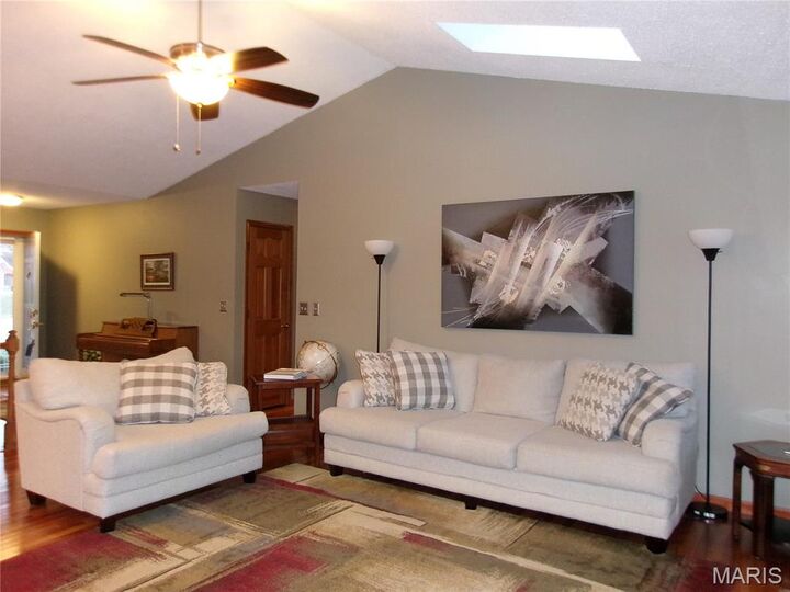 Property Photo: 160 Coventry Way IL 62249