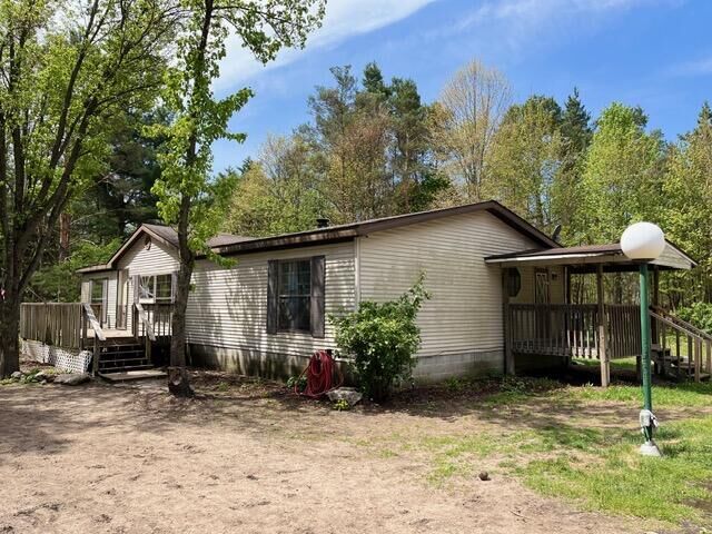 Property Photo:  5237 S Chestnut Avenue  MI 49337 