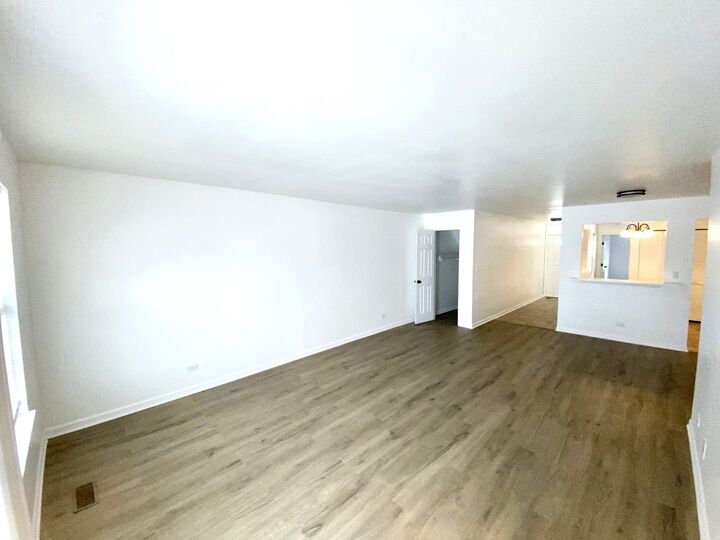 Property Photo: 629 W Streamwood Boulevard A IL 60107