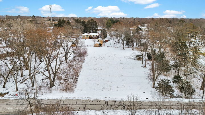 Property Photo: 5609 River Road IL 60532