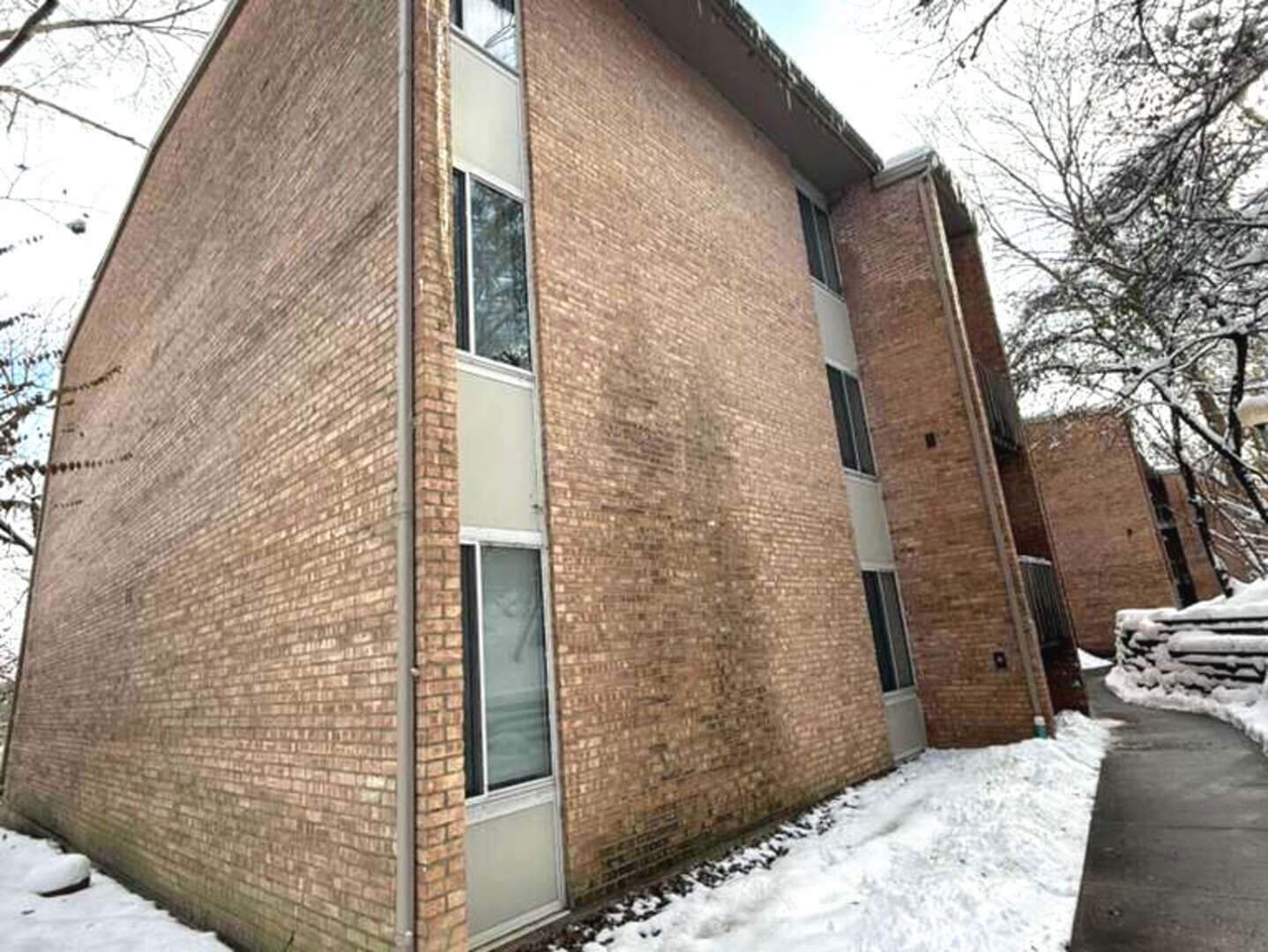 Property Photo: 5900 Forest View Road 1A IL 60532