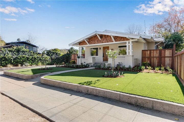 Property Photo:  400 Flower Street  CA 91104 