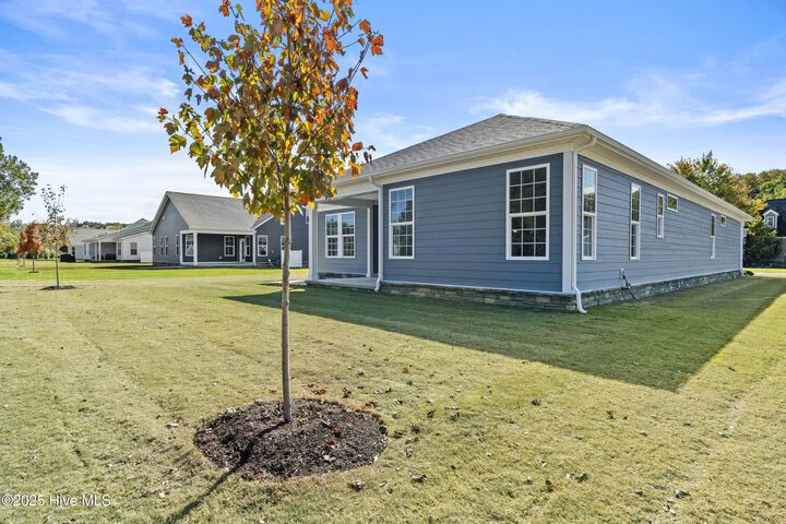 Property Photo: 156 Quarter Horse Loop NC 27944