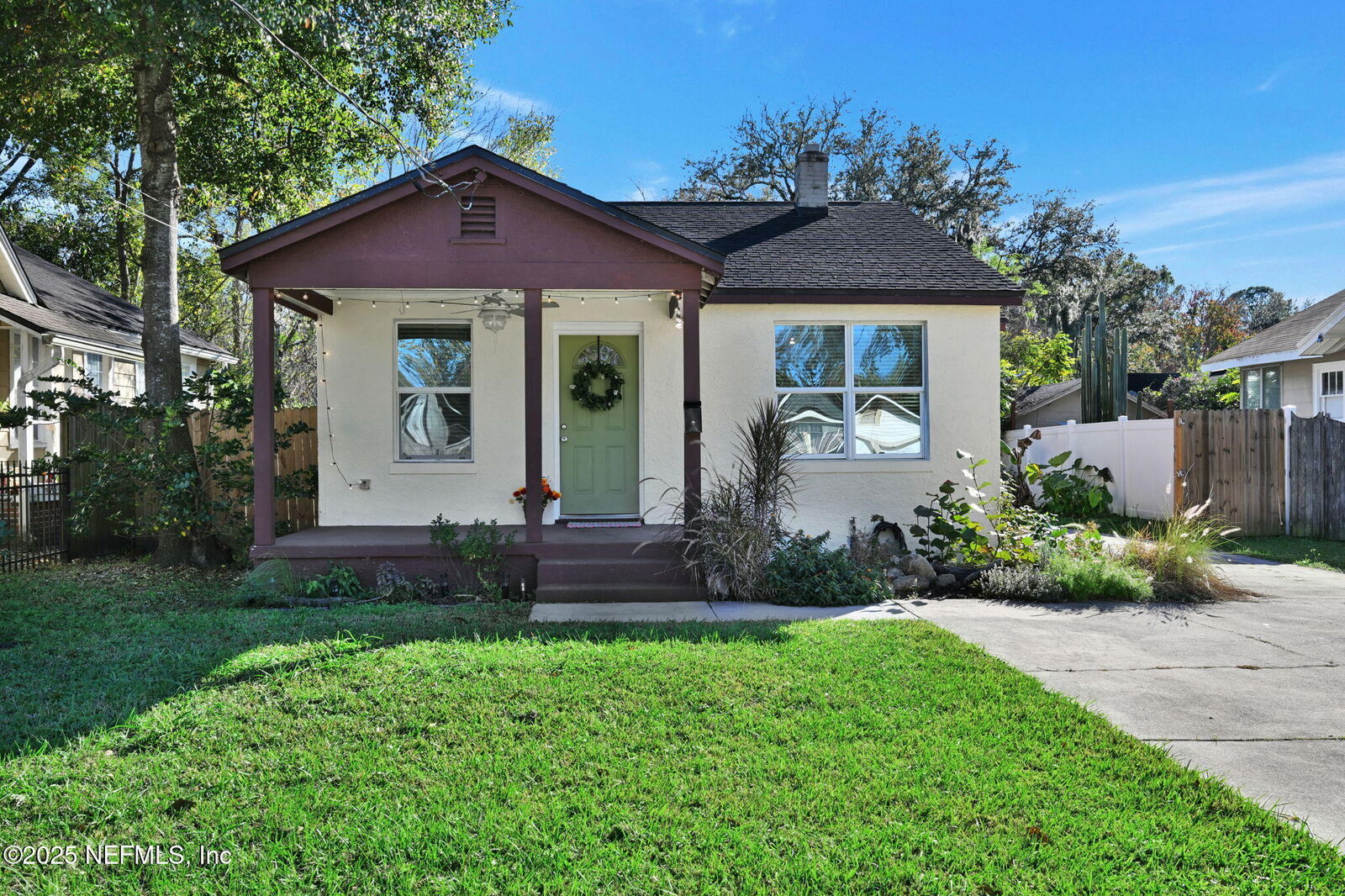 Property Photo:  4024 Dellwood Avenue  FL 32205 