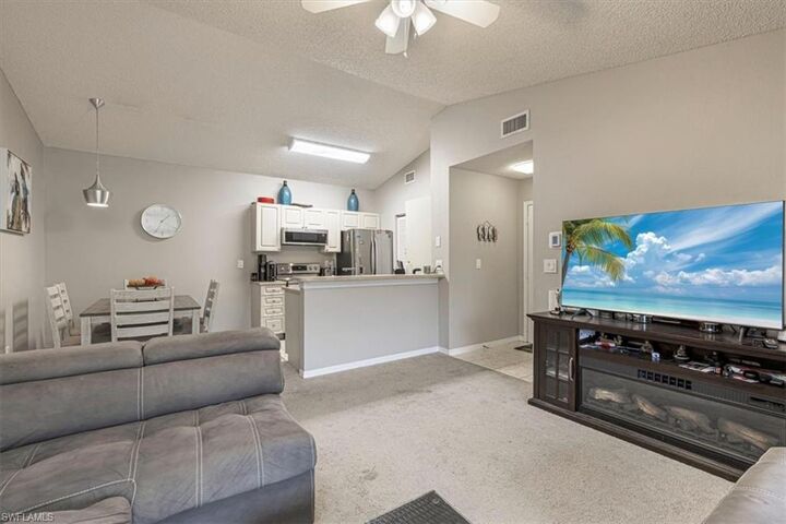 Property Photo:  2202 Arbour Walk Cir 2124  FL 34109 
