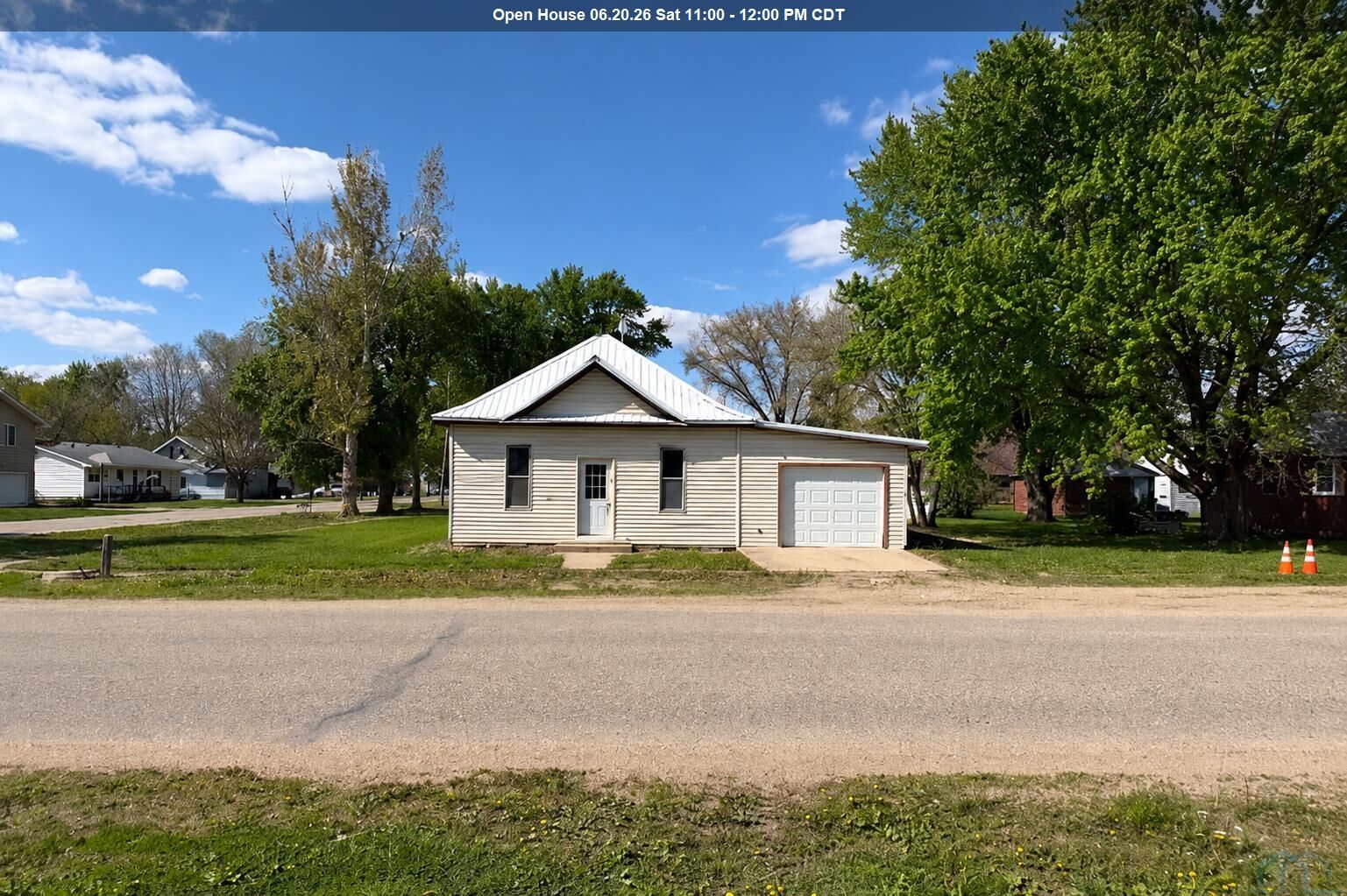 Property Photo: 301 E Bridge Street IA 51004