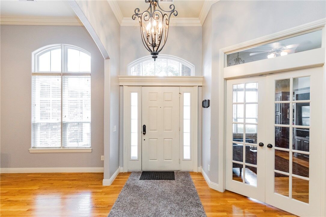 Property Photo:  5704 S Chanberry Lane  AR 72758 