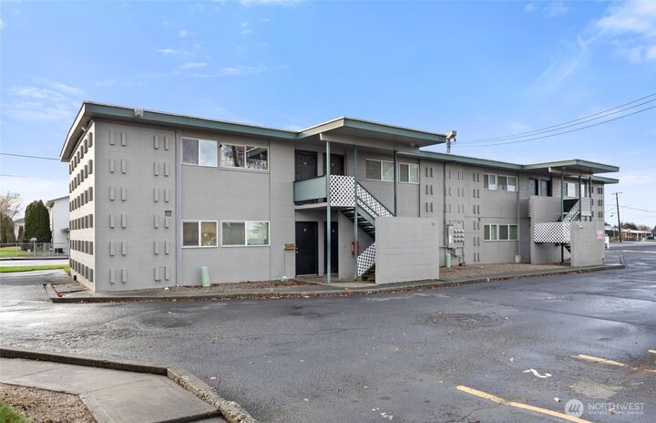 624 E Nelson Road 1-17  Moses Lake WA 98837 photo