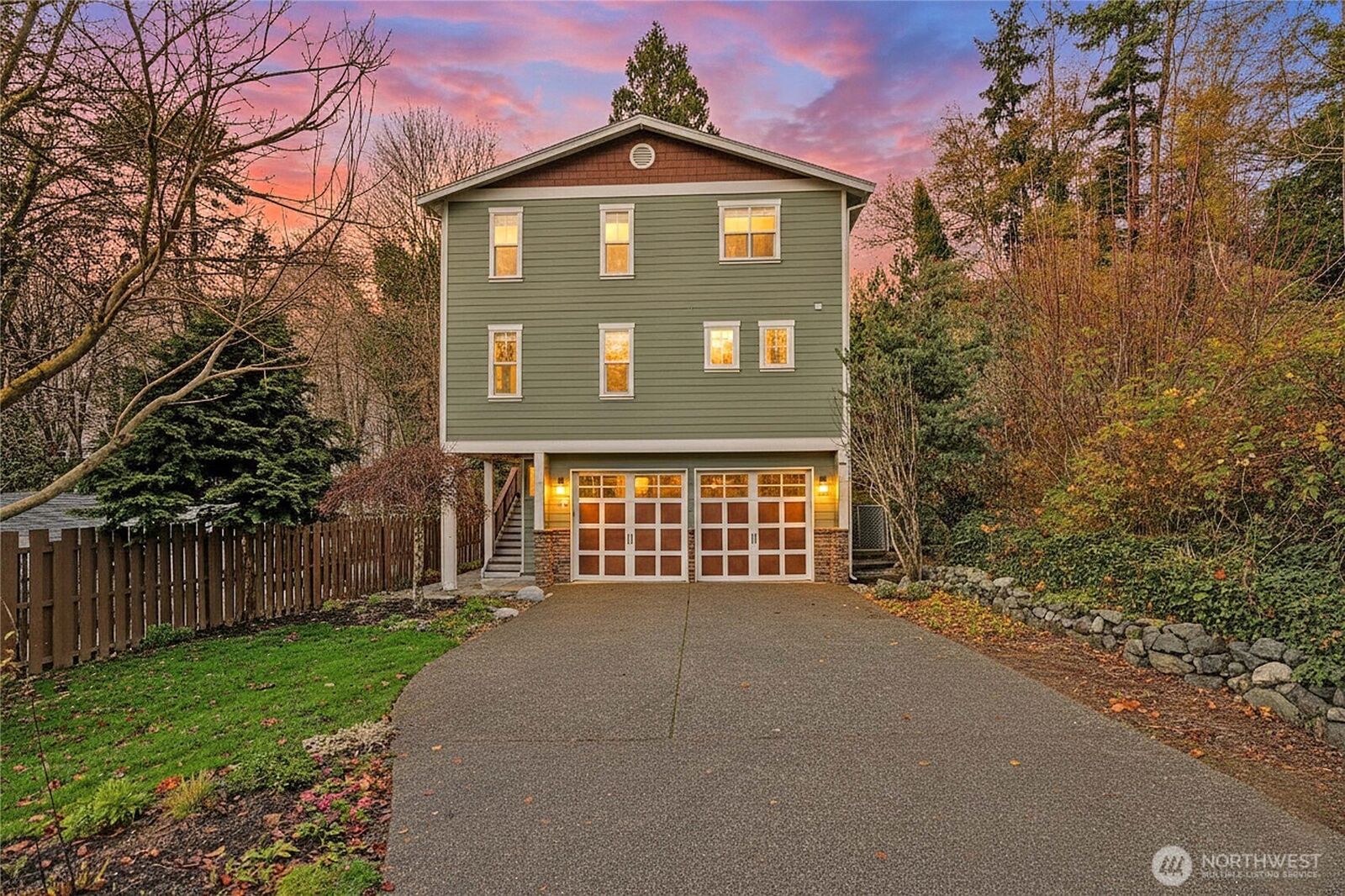 Property Photo:  902  Madrona Beach Road  WA 98282 