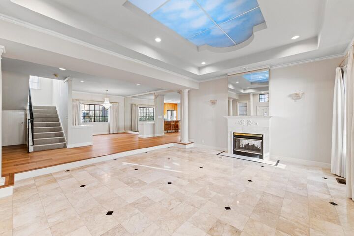 Property Photo:  2412 Hillside Drive  CA 94010 