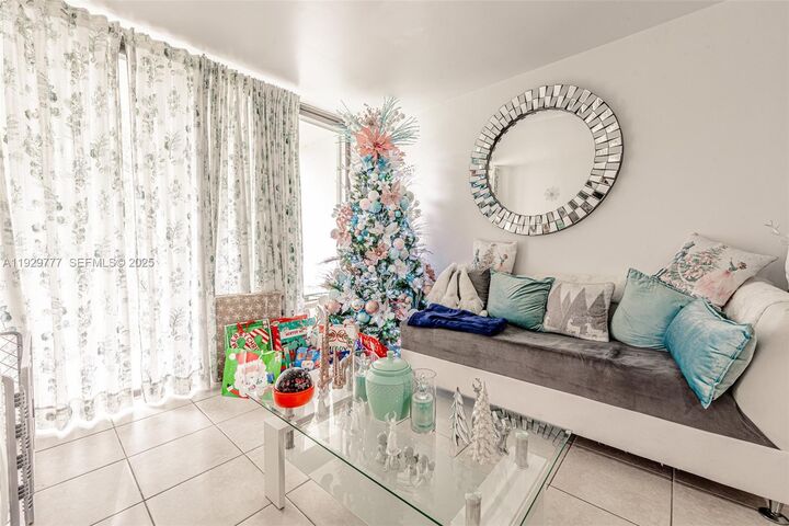 Property Photo: 8006 SW 149th Ave D109 FL 33193