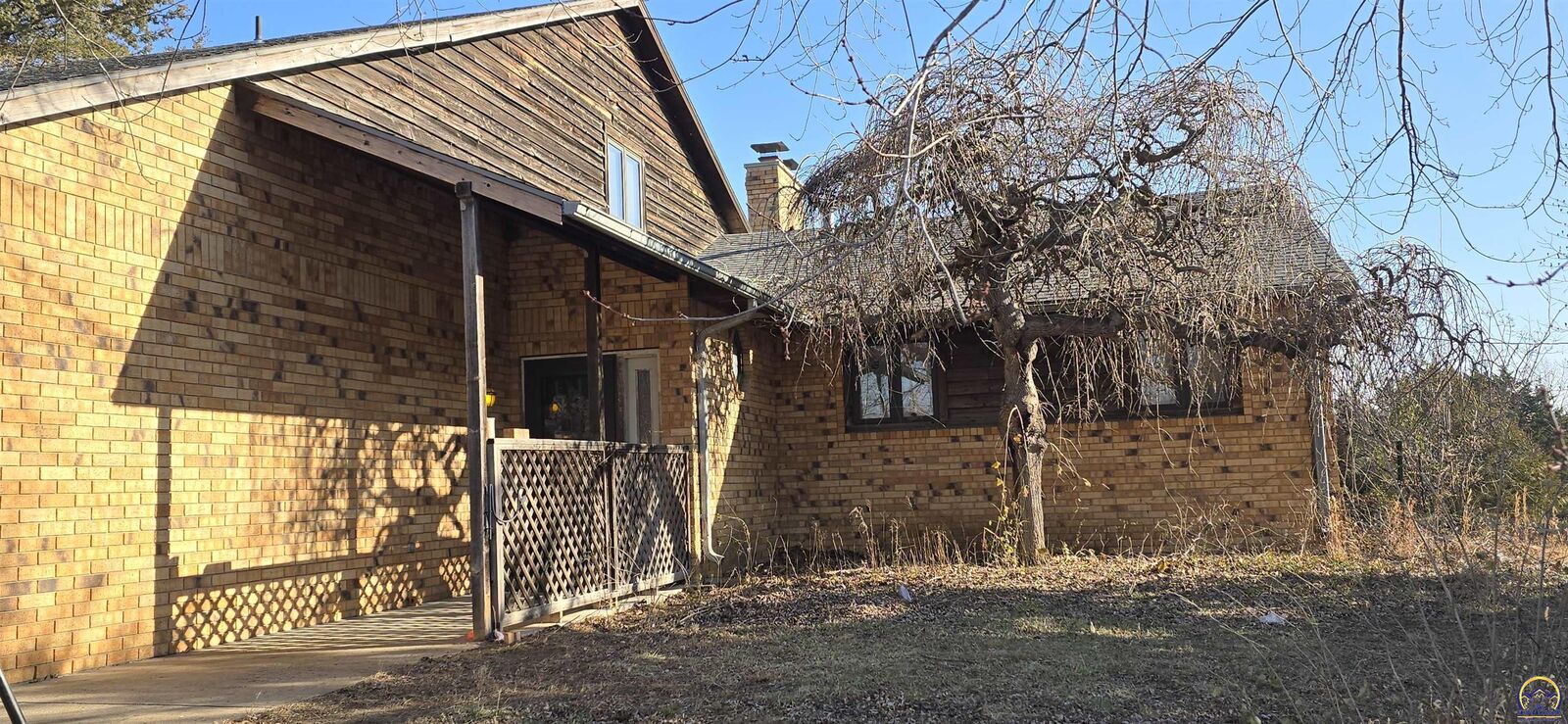 Property Photo: 9020 SW Wanamaker Rd KS 66546