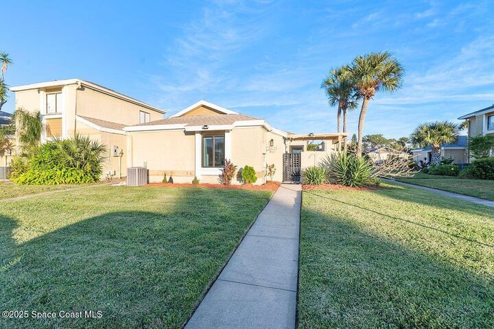 Property Photo: 1441 Sheafe Avenue NE FL 32905