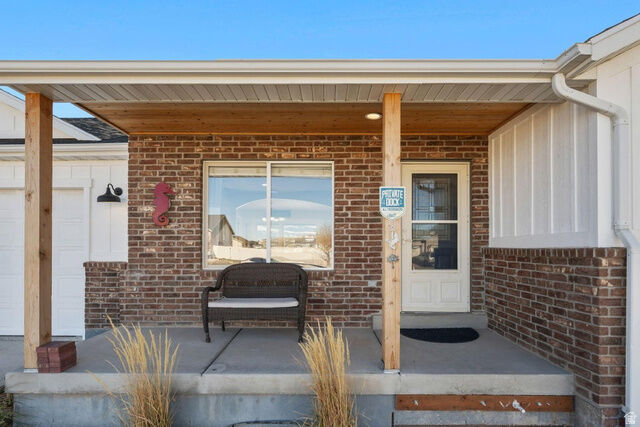 Property Photo: 2026 E Saddleback View Dr UT 84721