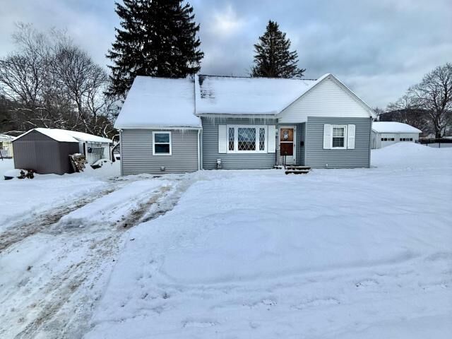 Property Photo:  16 Averill Street  PA 16365 