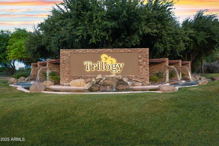 Property Photo:  4300 E Cassia Lane  AZ 85298 