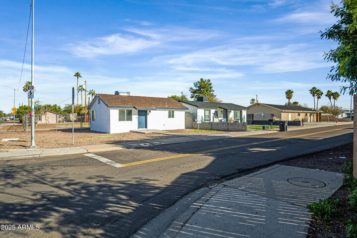 Property Photo:  398 W Fairview Street  AZ 85225 