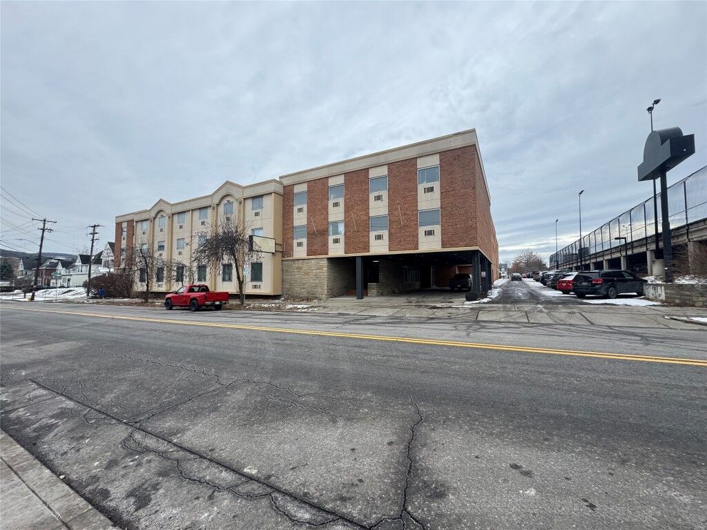 Property Photo:  65 Front Street 305  NY 13905 