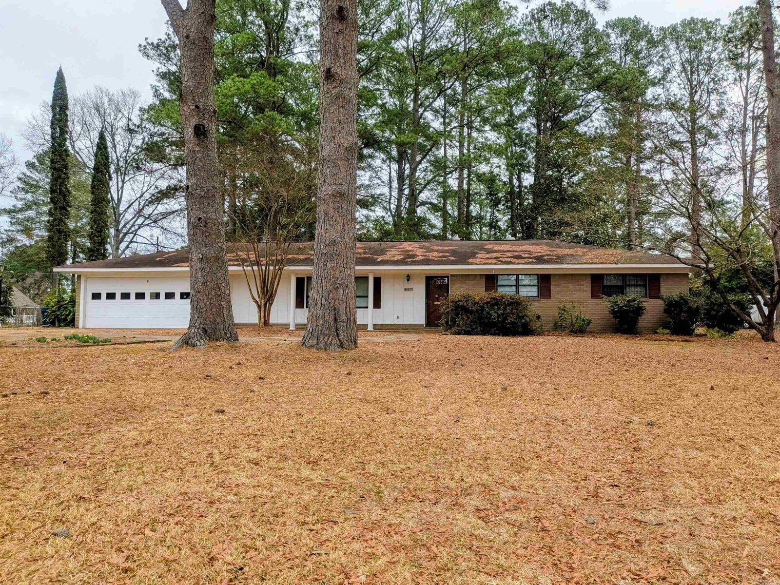 Property Photo: 507 Lakeside AR 71701