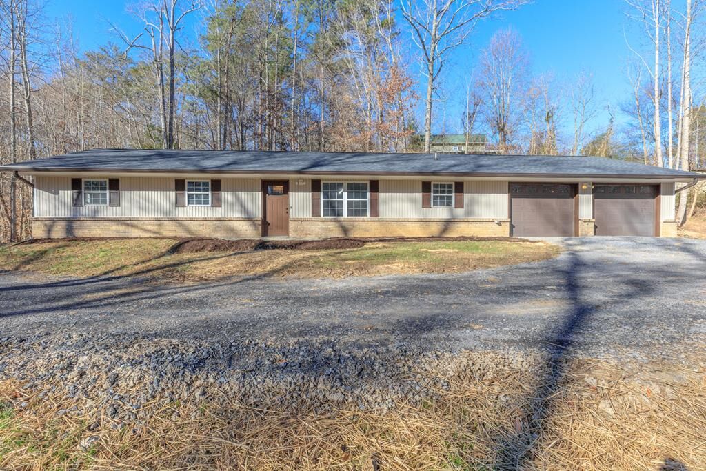 Property Photo:  4180 Jimmy Drive  GA 30740 