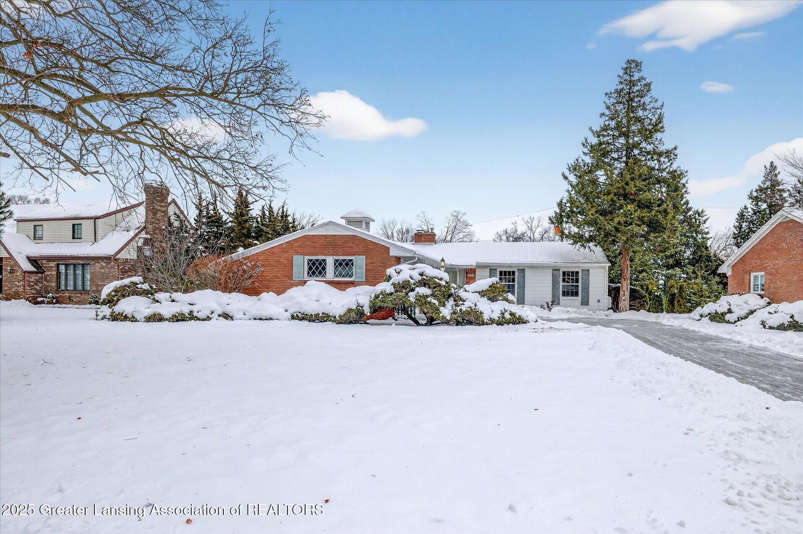 Property Photo:  3000 Westchester Road  MI 48911 