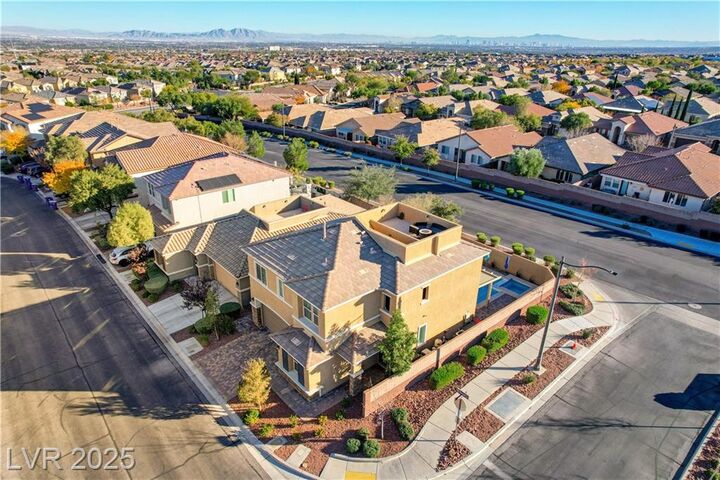 Property Photo:  10427 Turtle Mountain Avenue  NV 89166 