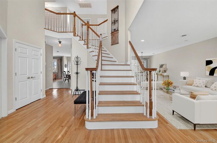 Property Photo: 564 Route 304 NY 10954