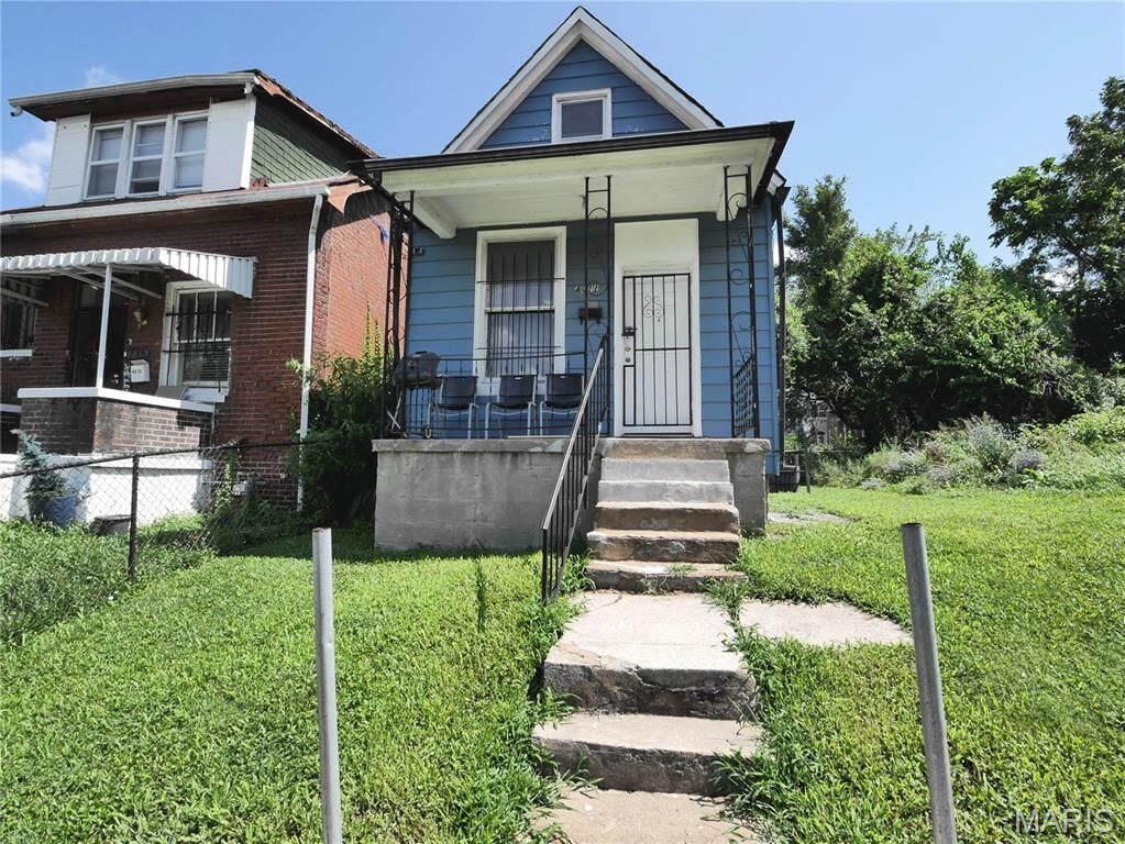 Property Photo:  4611 San Francisco Avenue  MO 63115 
