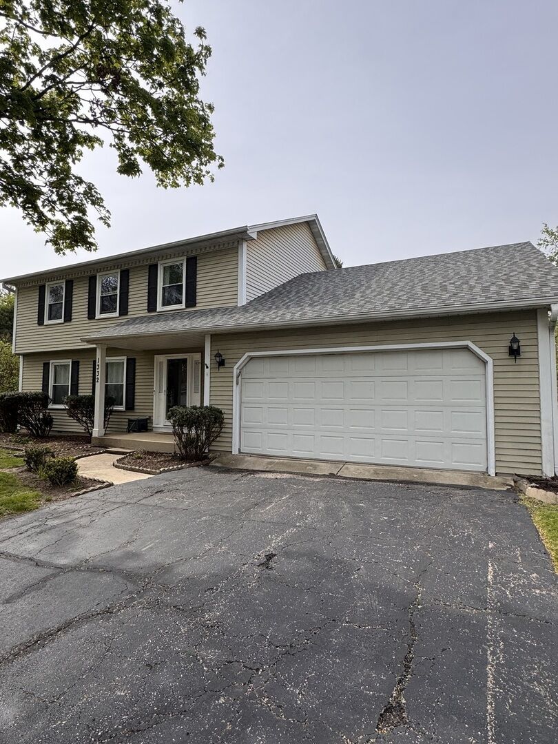 Property Photo: 1332 Culpepper Drive IL 60540