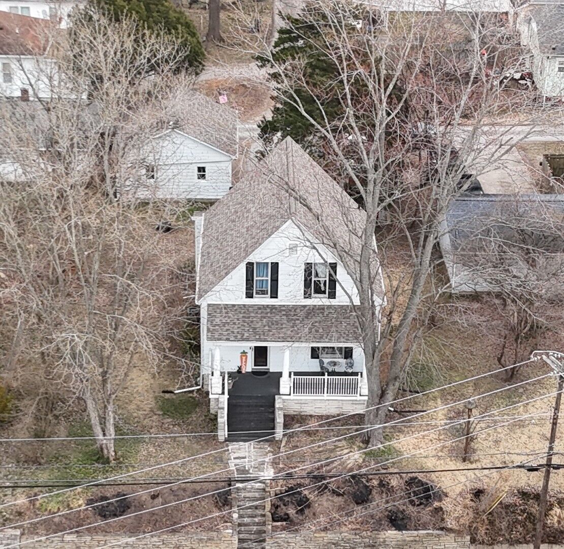 Property Photo: 506 S 20th Street IL 62966