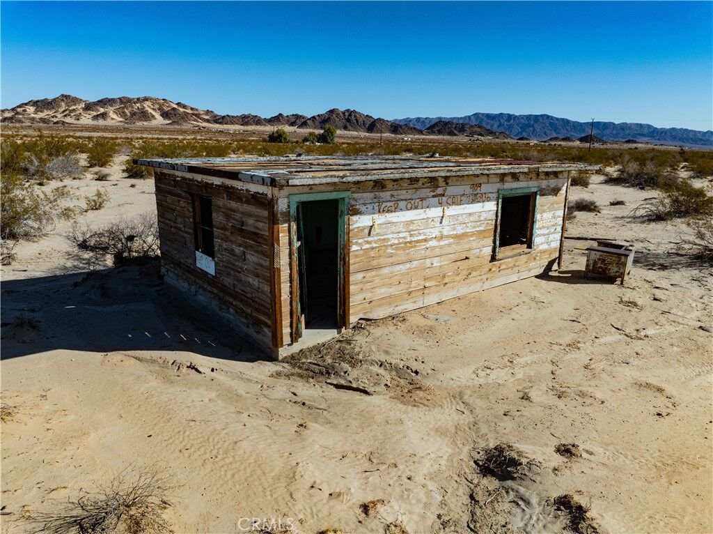 Property Photo: 78701 Ramona CA 92277