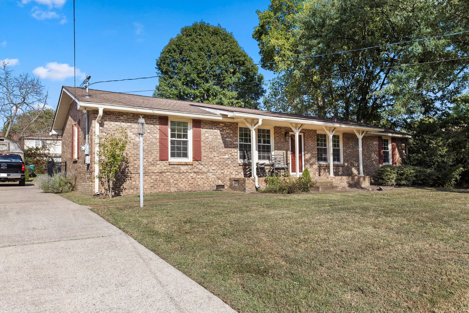 Property Photo:  657 Atlanta Dr  TN 37076 