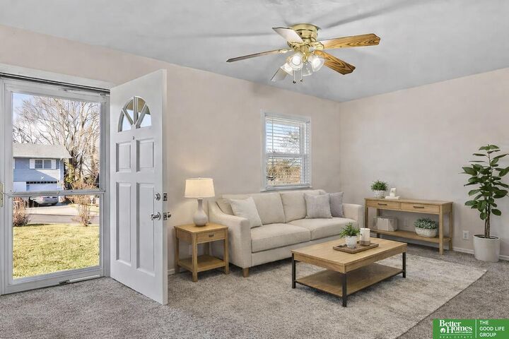 Property Photo:  4905 N 59th Street  NE 68104 