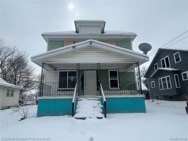 Property Photo:  902 E Stewart Avenue  MI 48505 