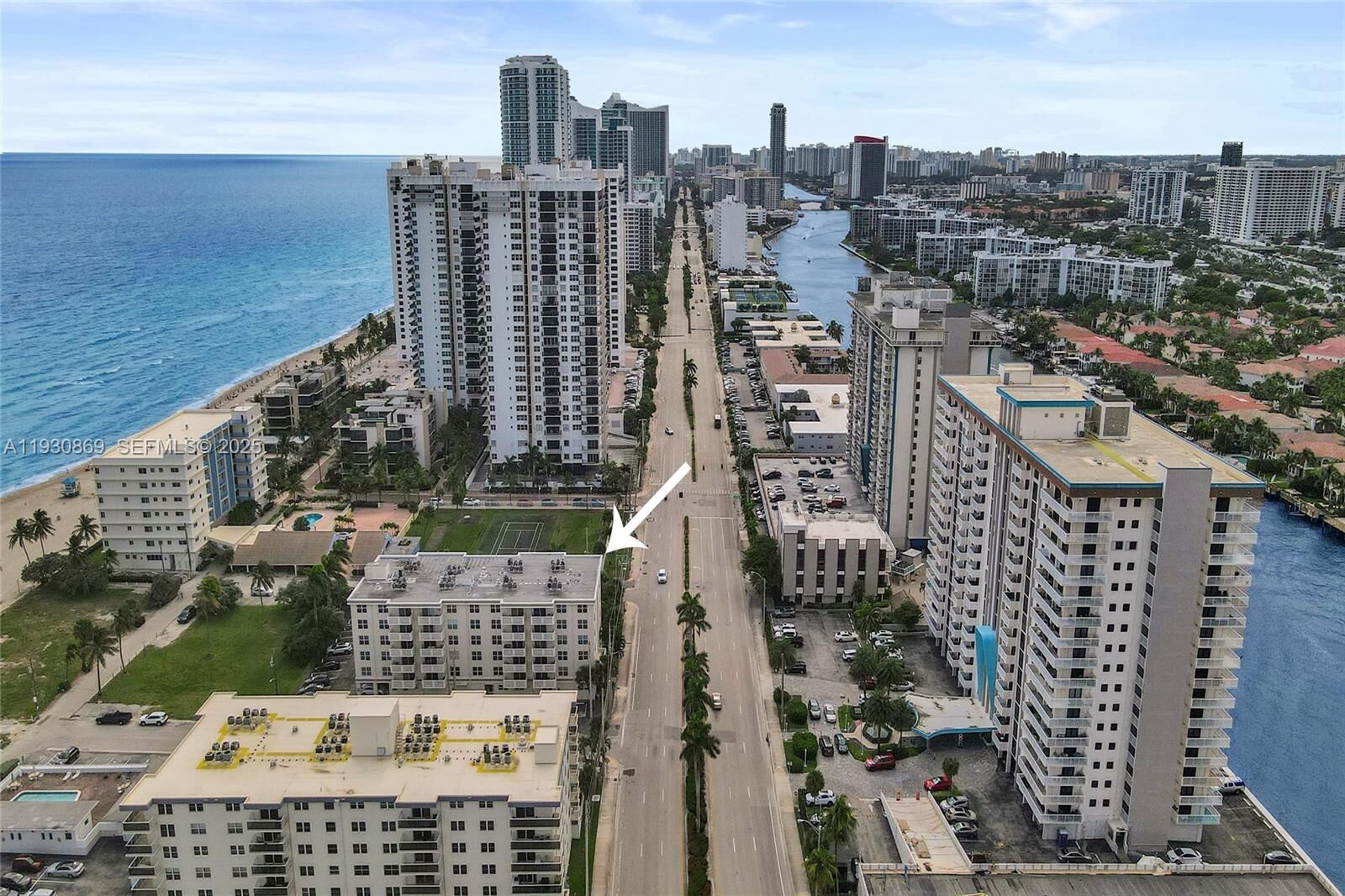 Property Photo:  1901 S Ocean Dr 601  FL 33019 