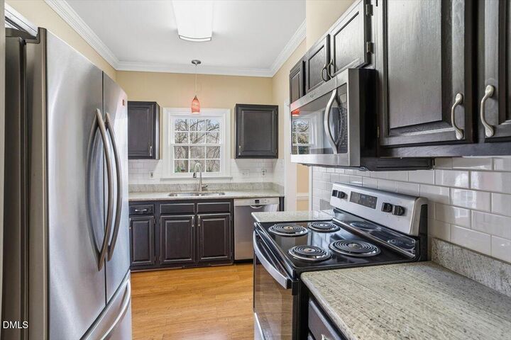 Property Photo: 1513 Village Glenn Drive NC 27612