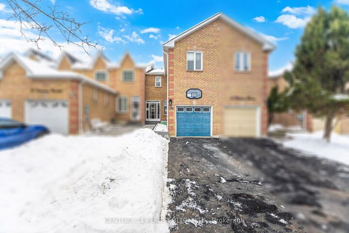 Photo de la propriété: 33 Farmers Avenue ON L1T 3T1