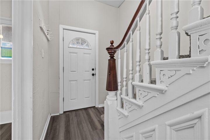 Property Photo: 904 State Ave PA 15108