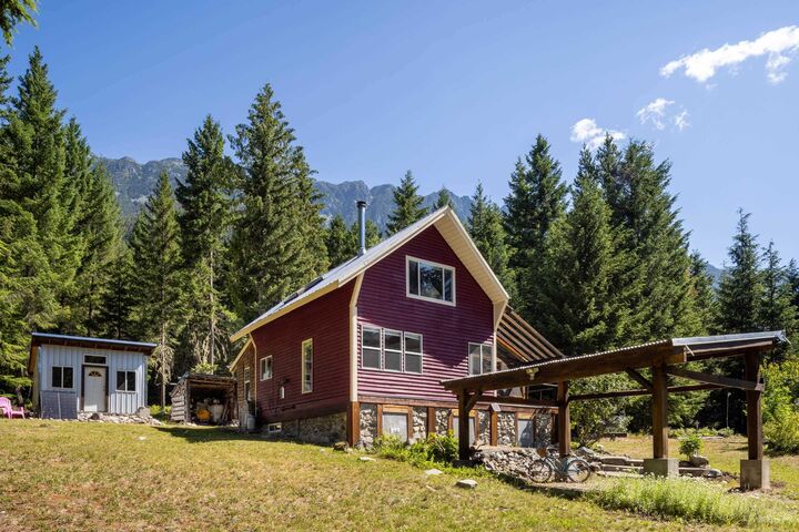 2841 Blackwater Road — photo 1