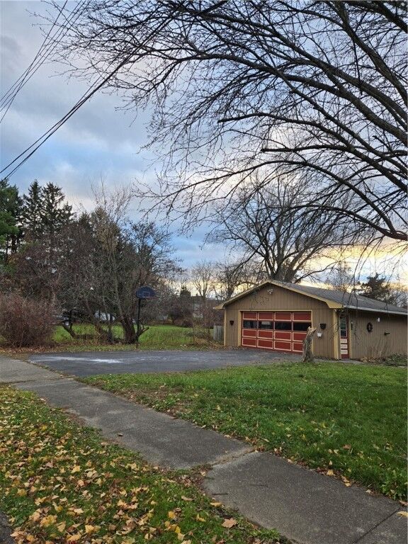 Property Photo:  501 W Hudson Street  NY 14904 