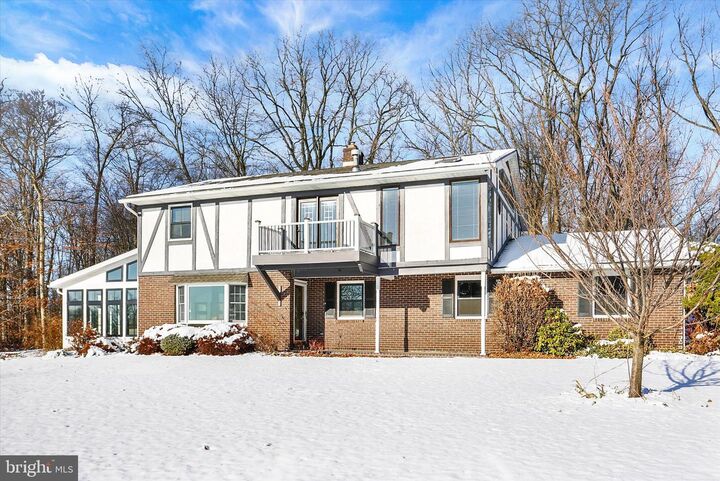 Property Photo:  965 N College Street  PA 17067 