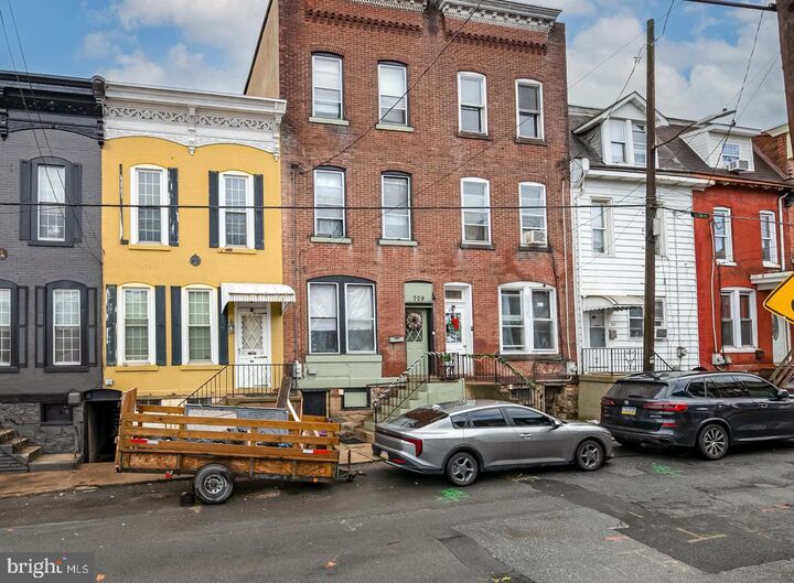 Property Photo:  709 W Norwegian Street  PA 17901 