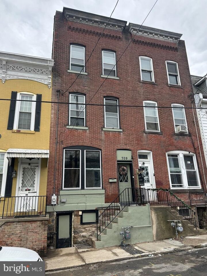 Property Photo: 709 W Norwegian Street PA 17901