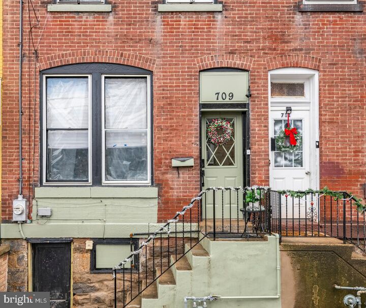 Property Photo:  709 W Norwegian Street  PA 17901 