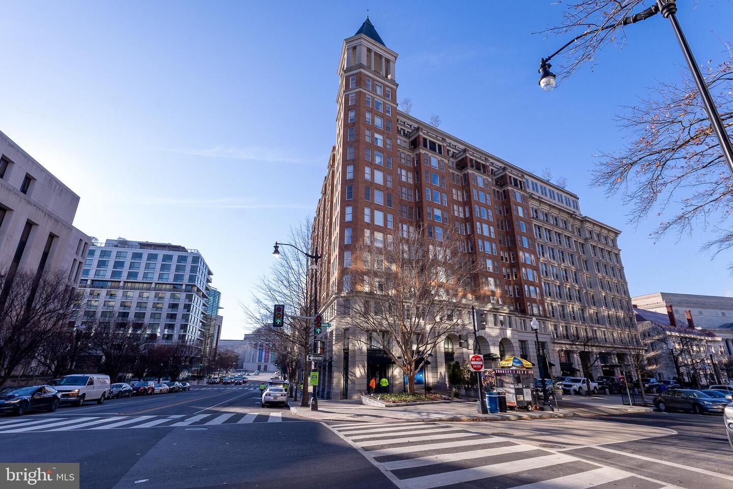 Property Photo:  601 Pennsylvania Avenue NW 201  DC 20004 