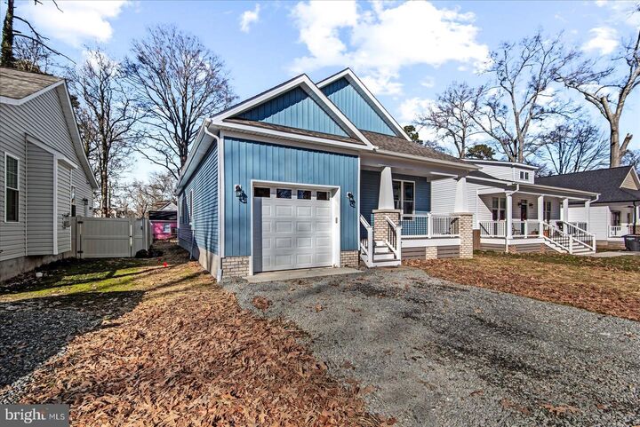 Property Photo:  133 6th St  VA 22443 