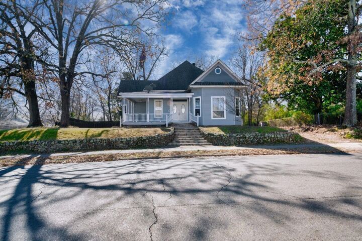Property Photo:  602 Third Street  AR 71913 